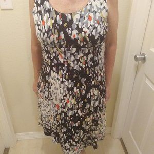 Fun and flattering dress 18
